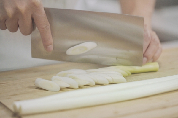 冬至還是立冬吃餃子-易網健康<a href=http://www.xllyou.com/jkys/ target=_blank class=infotextkey>養生</a>網 冬至還是立冬吃餃子