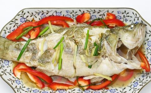 老年人謹防<a href=http://www.xllyou.com/tags-白內障.html target=_blank class=infotextkey>白內障</a>多吃三種東西 老年人預防白內障吃什么好 老年人預防白內障應該吃什么 老年人吃什么能預防白內障