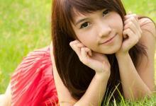 小孩不宜在強光下看書