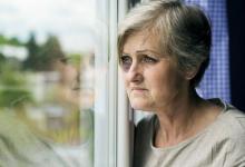 老人得老花眼怎么辦？