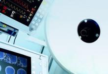 男人愛眼 要把領(lǐng)帶解松點(diǎn)