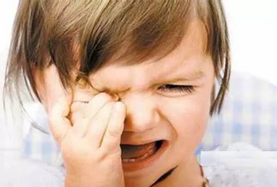 孩子近視的前期表現,家長您知道嗎? 孩子近視的前期表現,家長您知道嗎?