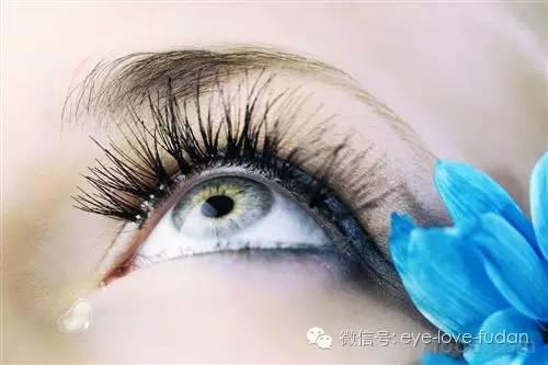 空調房內眼睛容易干澀，如何預防干眼癥？