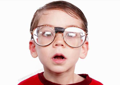 弱視、近視的最佳矯正時期 弱視、近視的最佳矯正時期