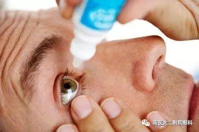 對眼睛傷害最大的八個敵人