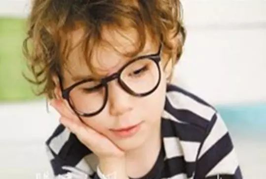 單眼近視究竟應該怎么做? 單眼近視究竟應該怎么做?