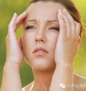 經(jīng)常玩手機(jī)看電腦,眼睛疲勞該多吃哪些食物? 經(jīng)常玩手機(jī)看電腦,眼睛疲勞該多吃哪些食物?