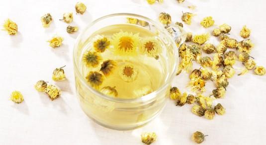 用眼過度問題嚴重，保護視力可以多喝點什么？