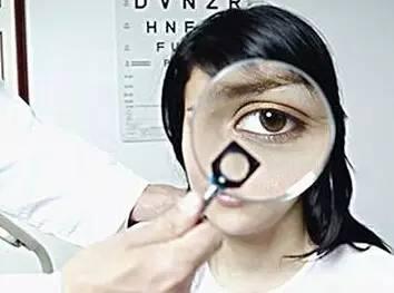 是否能從眼袋的狀態(tài)來判斷自己的健康水平呢？