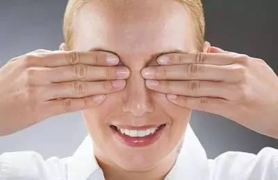 保護視力的4種鍛煉方法-