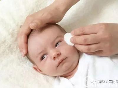 先天性淚道阻塞如何進行按摩?