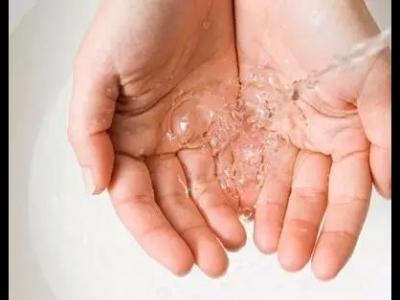 冬天到了,角膜塑形鏡的這些護理常識你都知道嗎?