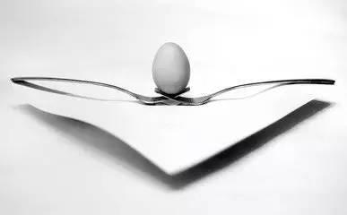 人到老年補(bǔ)足營養(yǎng)可防白內(nèi)障