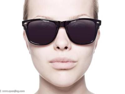 夏天來了，你懂得如何挑選墨鏡嗎？