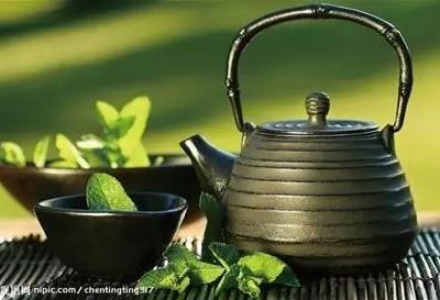 每天四杯茶,遠離視疲勞!