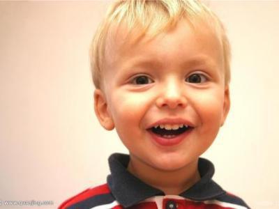 留神觀察,小孩近視前兆