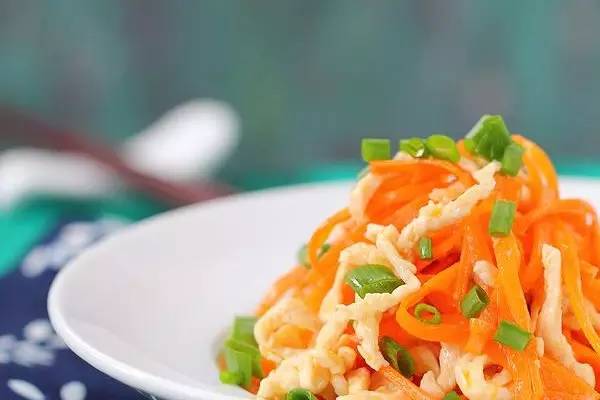 吃什么對眼睛好?介紹八大護眼食物有哪些?-易網健康養生網 吃什么對眼睛好?介紹八大護眼食物有哪些?