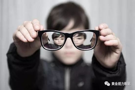 還拿高度近視不當回事?熬夜坐過山車-護眼就用<a href=http://www.xllyou.com/tags-黃金視力.html target=_blank class=infotextkey>黃金視力</a>眼貼-易網健康<a href=http://www.xllyou.com/jkys/ target=_blank class=infotextkey>養生</a>網 還拿高度近視不當回事?熬夜坐過山車-護眼就用<a href=http://www.xllyou.com/tags-黃金視力眼貼.html target=_blank class=infotextkey>黃金視力眼貼</a>