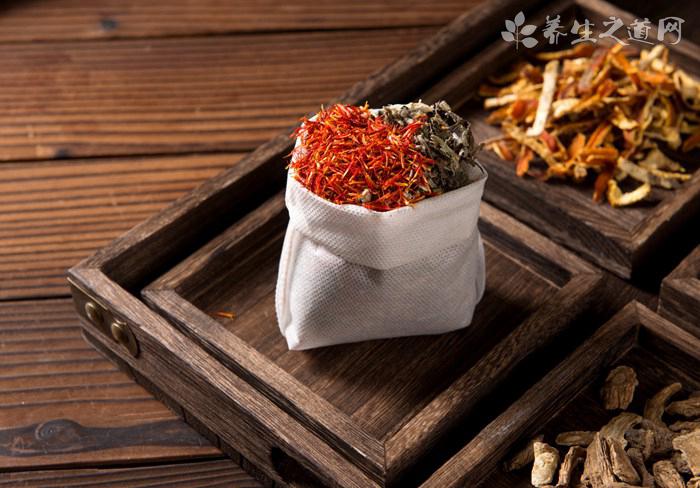 肺熱用什么泡腳好-易網健康<a href=http://www.xllyou.com/jkys/ target=_blank class=infotextkey>養生</a>網 肺熱用什么泡腳好