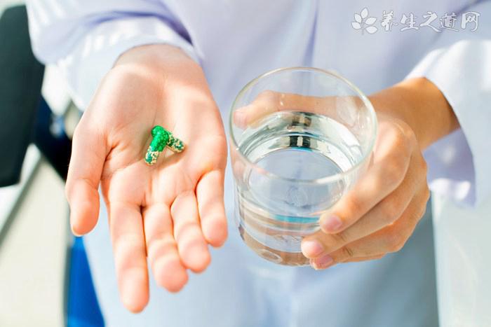 手腳裂口是什么原因-易網(wǎng)健康養(yǎng)生網(wǎng) 手腳裂口是什么原因