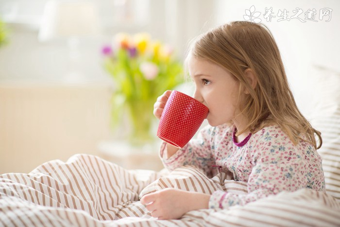 肩胛骨酸痛怎么回事-易網(wǎng)健康<a href=http://www.xllyou.com/jkys/ target=_blank class=infotextkey>養(yǎng)生</a>網(wǎng) 肩胛骨酸痛怎么回事