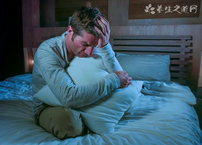 痛經的原因及緩解方法-易網健康養生網 痛經的原因及緩解方法