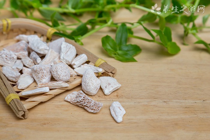 蛇含的藥用價值_蛇含的副作用-易網(wǎng)<a href=http://www.xllyou.com/ target=_blank class=infotextkey>健康養(yǎng)生</a>網(wǎng) 蛇含的藥用價值_蛇含的副作用