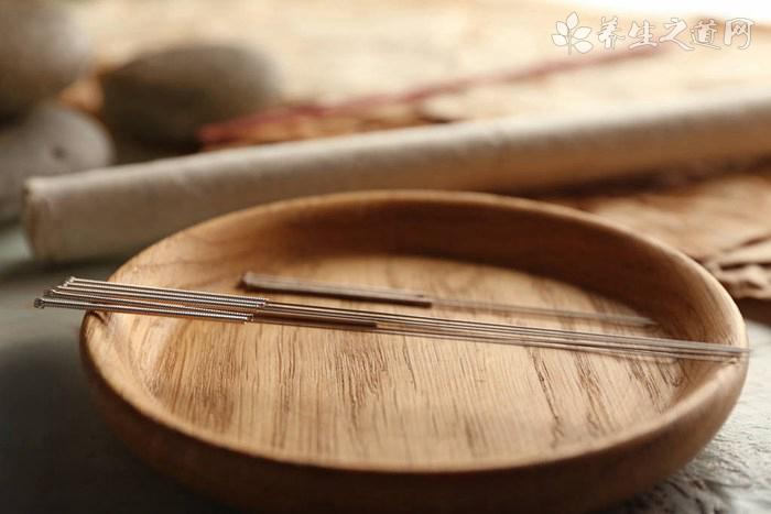 中醫(yī)艾灸治療胃痛