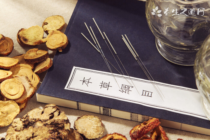 自己針灸需要注意什么-易網健康<a href=http://www.xllyou.com/jkys/ target=_blank class=infotextkey>養生</a>網 自己針灸需要注意什么