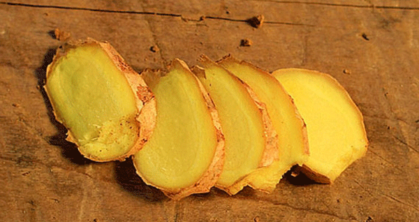 晚上立即止咳方法（8種喉嚨癢立刻止咳的方法 ）