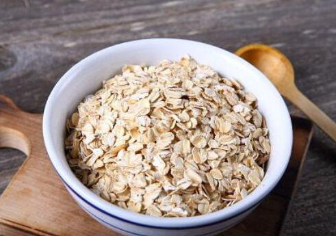 燕麥米的功效與作用—禁忌-易網(wǎng)健康<a href=http://www.xllyou.com/jkys/ target=_blank class=infotextkey>養(yǎng)生</a>網(wǎng) 燕麥米的功效與作用—禁忌