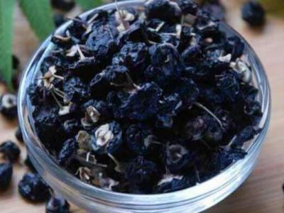 黑枸杞泡水喝補腎嗎