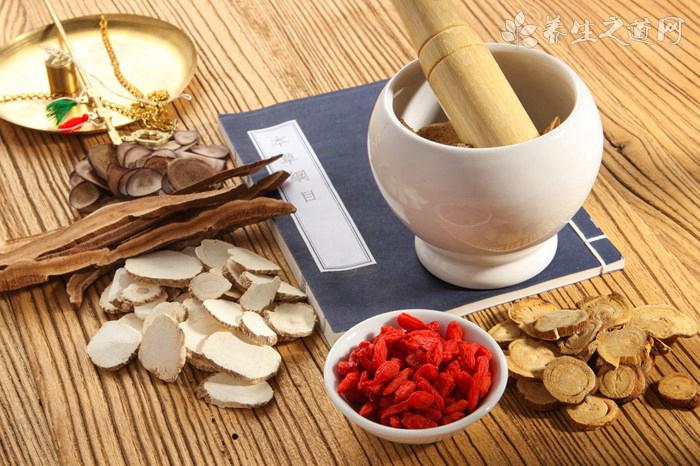 女人經期可以喝中藥嗎-易網健康養生網 女人經期可以喝中藥嗎