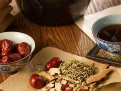 敷中藥面膜后排毒現象