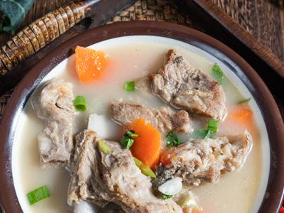 菠蘿怎么吃?4道營養(yǎng)豐富的菠蘿美食