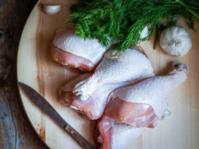 治療類風(fēng)濕關(guān)節(jié)炎的偏方?10種有效治風(fēng)濕的方法