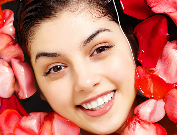 女人有臥蠶代表什么-易網(wǎng)健康<a href=http://www.xllyou.com/jkys/ target=_blank class=infotextkey>養(yǎng)生</a>網(wǎng) 女人有臥蠶代表什么