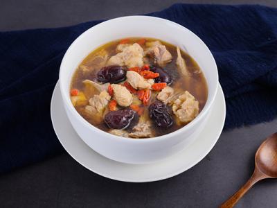 太子參和什么煲湯健脾 太子參健脾食譜