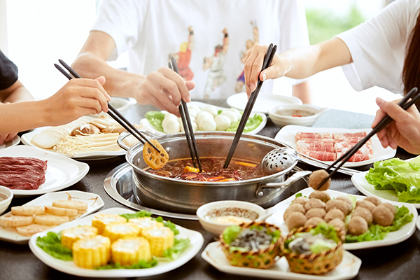 哪些食物里有亞硝酸鹽(含有亞硝酸鹽的食物)-易網(wǎng)健康<a href=http://www.xllyou.com/jkys/ target=_blank class=infotextkey>養(yǎng)生</a>網(wǎng) 哪些食物里有亞硝酸鹽(含有亞硝酸鹽的食物)