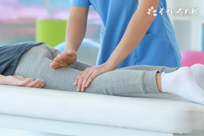 腿部有哪些穴位 腿部的按摩手法-易網<a href=http://www.xllyou.com/ target=_blank class=infotextkey>健康養生</a>網 腿部有哪些穴位 腿部的按摩手法