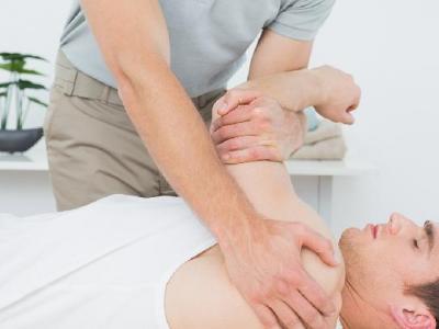 中醫(yī)怎么治療慢性肝炎 中醫(yī)兩個(gè)按摩妙法輔助治療慢性肝炎