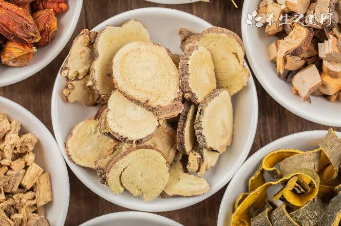 補氣益氣的中藥材有哪些-易網<a href=http://www.xllyou.com/ target=_blank class=infotextkey>健康養生</a>網 補氣益氣的中藥材有哪些