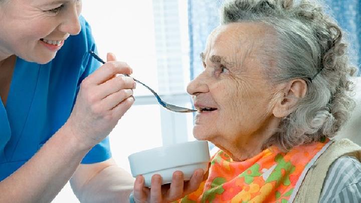 中醫針灸會不會疼? 這4種人不適合做針灸-易網<a href=http://www.xllyou.com/ target=_blank class=infotextkey>健康養生</a>網 中醫針灸會不會疼? 這4種人不適合做針灸