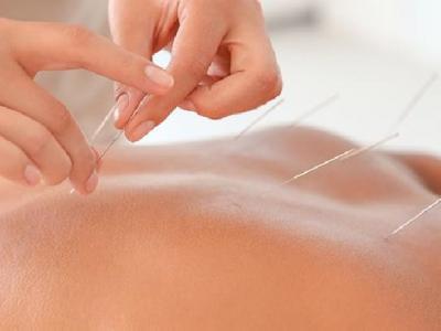 如果得了夜盲癥該怎么辦? 中醫針灸和食療雙管齊下療效好