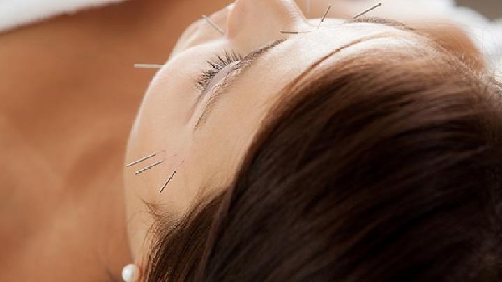 紫外線照射易致眼角長雀斑 中醫(yī)三種針灸療法治眼角雀斑效果好-易網(wǎng)<a href=http://www.xllyou.com/ target=_blank class=infotextkey>健康養(yǎng)生</a>網(wǎng) 紫外線照射易致眼角長雀斑 中醫(yī)三種針灸療法治眼角雀斑效果好