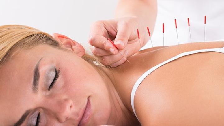 青少年近視眼如何治愈 中醫(yī)針灸治療近視眼的三療法-易網(wǎng)<a href=http://www.xllyou.com/ target=_blank class=infotextkey>健康養(yǎng)生</a>網(wǎng) 青少年近視眼如何治愈 中醫(yī)針灸治療近視眼的三療法