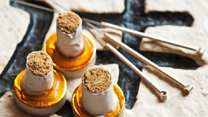 血脂太高怎么降下來最有效 中醫巧用針灸療法把血脂降下來-易網健康<a href=http://www.xllyou.com/jkys/ target=_blank class=infotextkey>養生</a>網 血脂太高怎么降下來最有效 中醫巧用針灸療法把血脂降下來