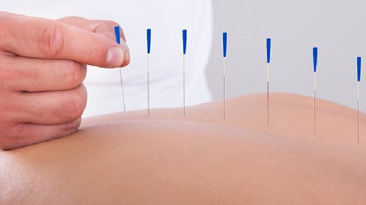 中醫(yī)治療耳鳴用的針灸方法是什么 中醫(yī)針灸治療耳鳴的3個方法-易網(wǎng)<a href=http://www.xllyou.com/ target=_blank class=infotextkey>健康養(yǎng)生</a>網(wǎng) 中醫(yī)治療耳鳴用的針灸方法是什么 中醫(yī)針灸治療耳鳴的3個方法