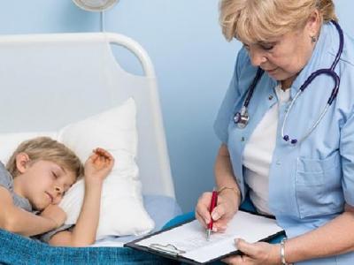 青少年應該如何預防近視?預防青少年近視試試中醫(yī)推拿飲食法