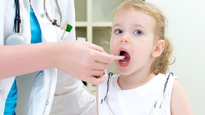 中醫按摩助長的原理是什么？寶寶長高少不了三類食品